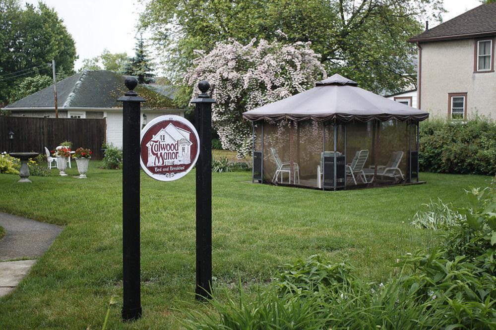 Talwood Manor B&B พอร์ทโคลบอร์น ภายนอก รูปภาพ